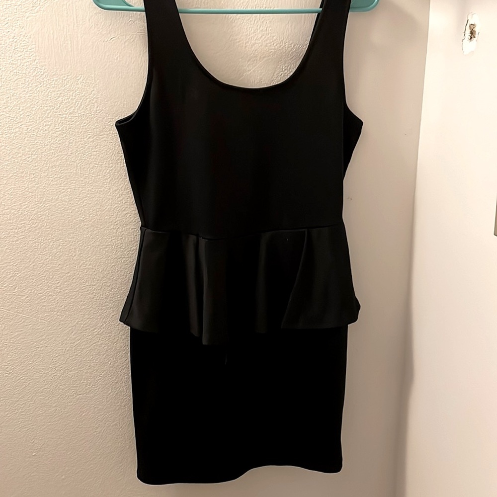 Title black dress